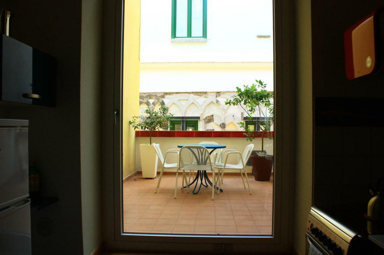 Haripergo Apartment Salerno Luaran gambar